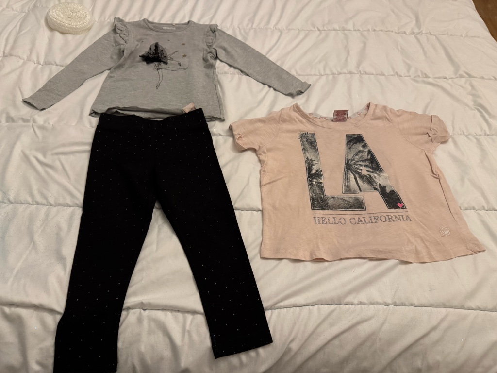 Ensemble vêtements fille taille 3 ans