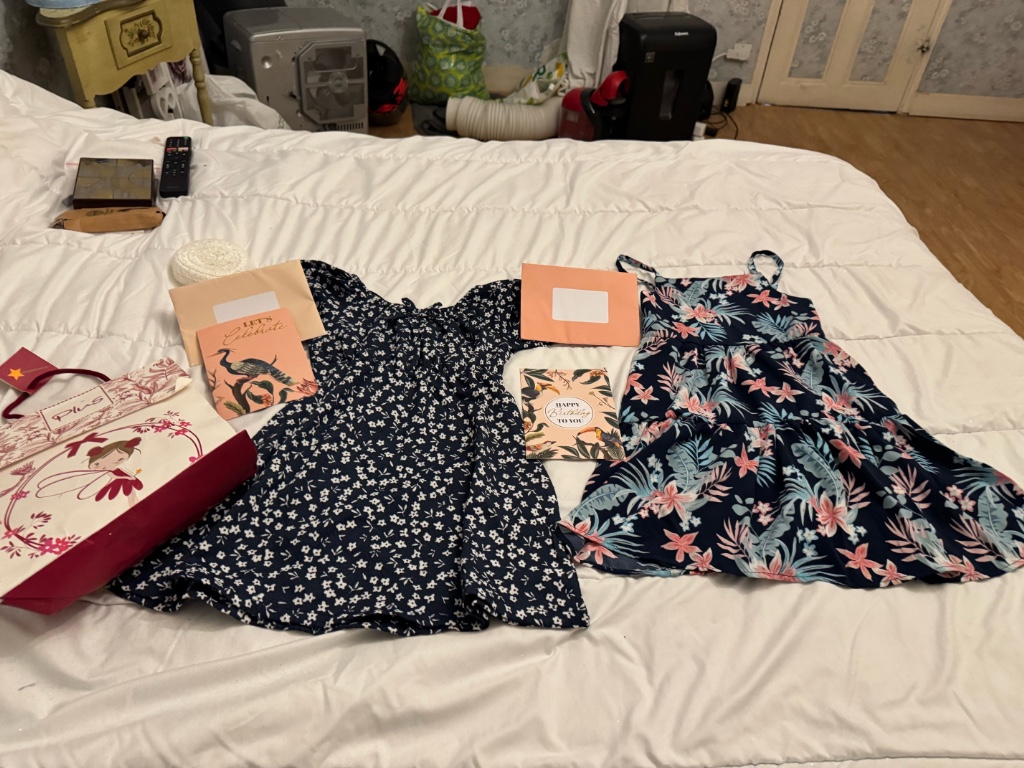 Idée cadeau d anniversaire robe d été fille taille 5/6 ans 