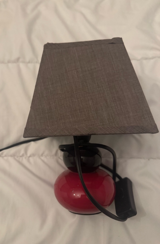Lampe galet rouge brun et noir 