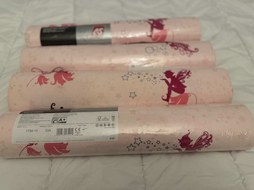 Lot rouleau papier peint chambre fille thème fée clochette 