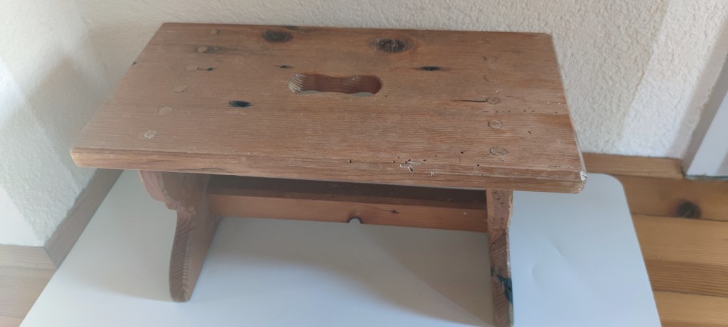Tabouret en bois